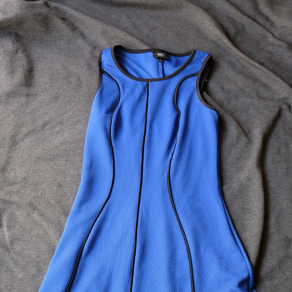 Blue dress